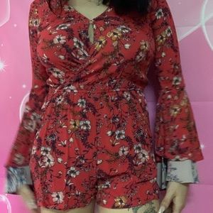 🔴 FLORAL ROMPER 🔴